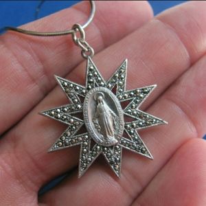 1940's religious 10 point star medal